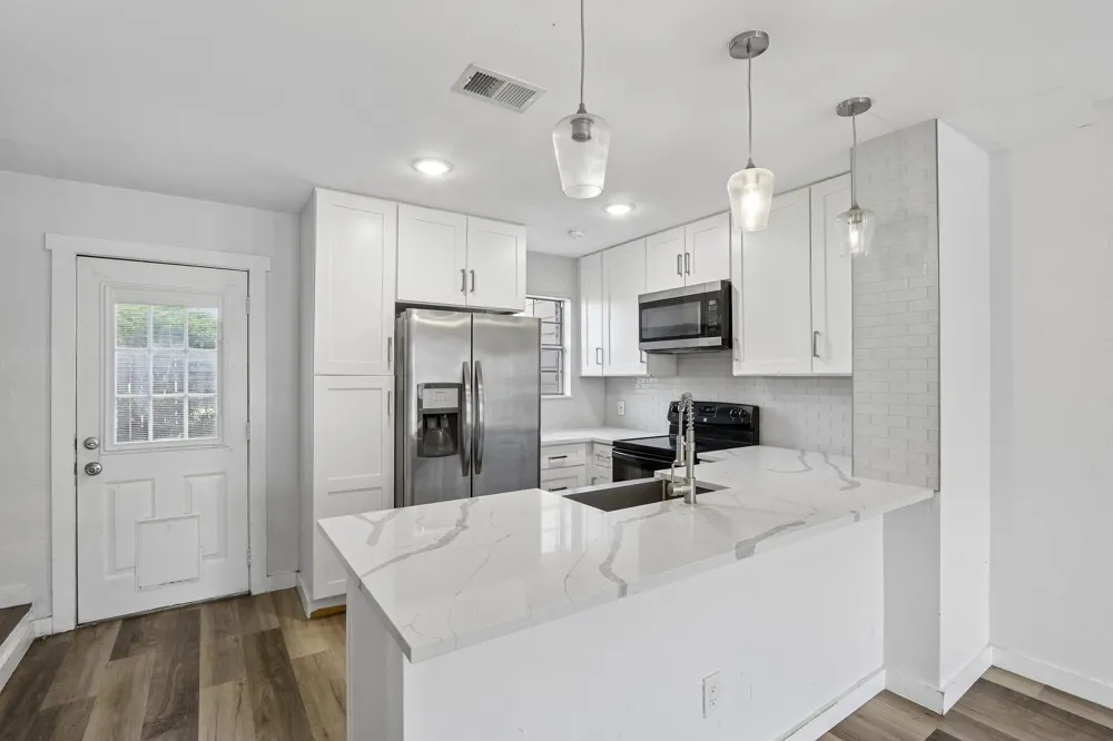 2400 Jupiter Road #6 Plano, TX 75074