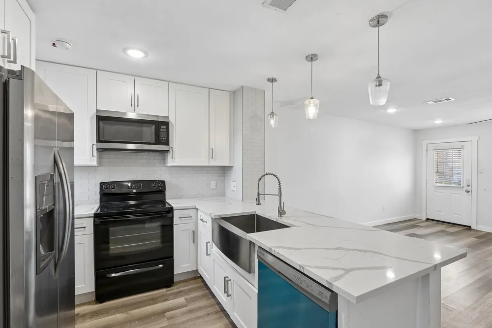 2400 Jupiter Road #6 Plano, TX 75074
