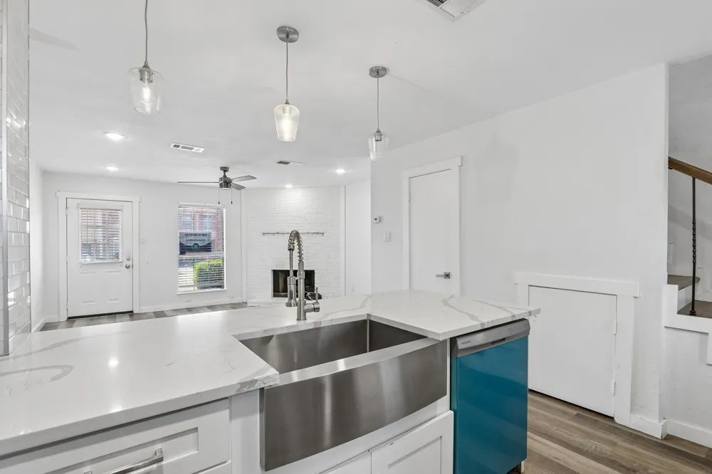 2400 Jupiter Road #6 Plano, TX 75074