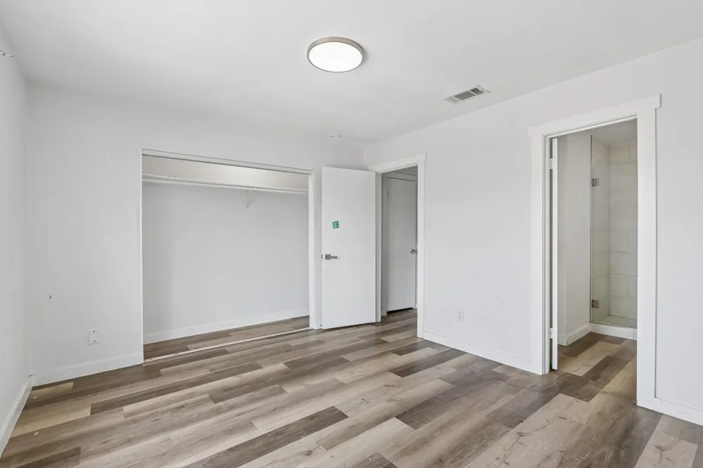 2400 Jupiter Road #6 Plano, TX 75074