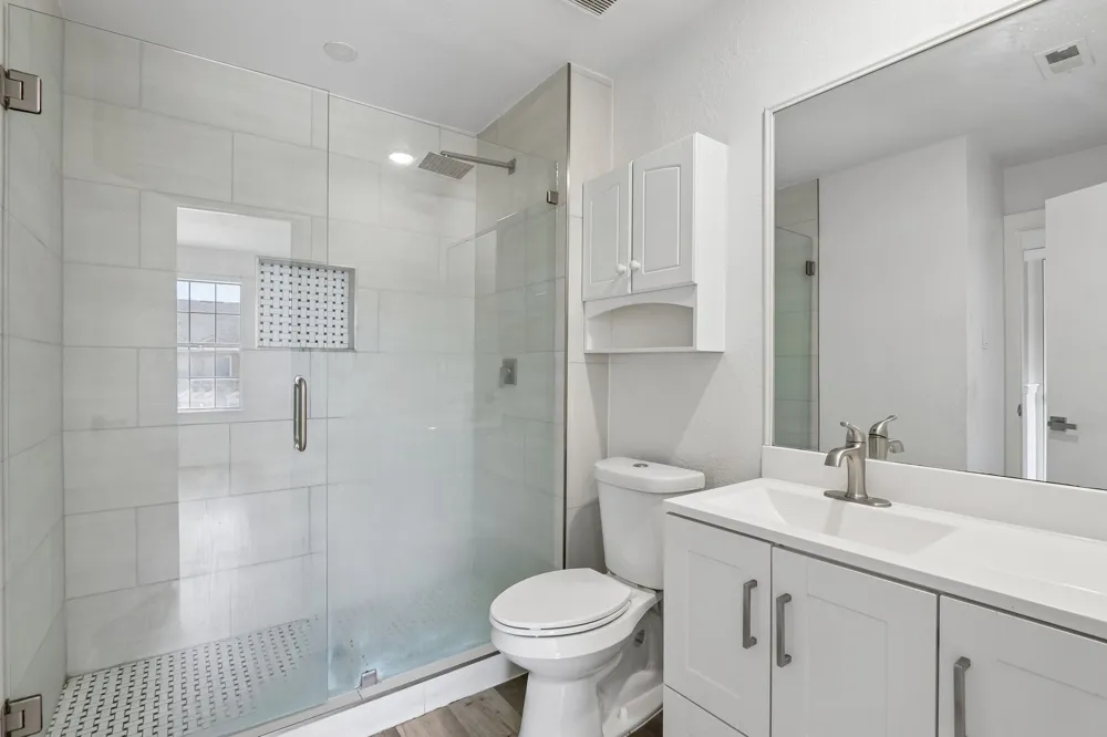 2400 Jupiter Road #6 Plano, TX 75074