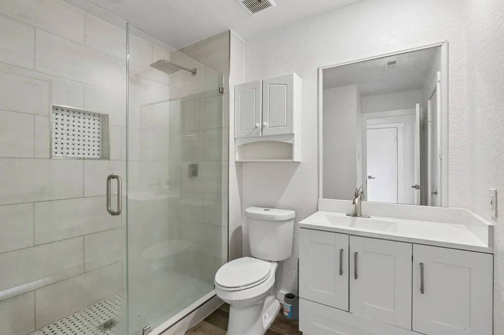 2400 Jupiter Road #6 Plano, TX 75074