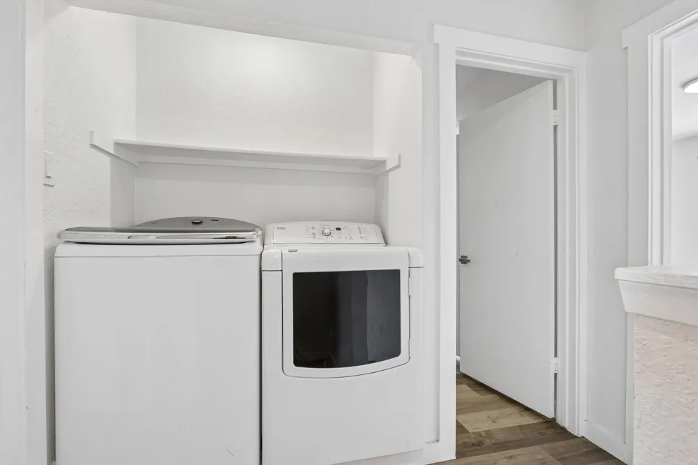 2400 Jupiter Road #6 Plano, TX 75074