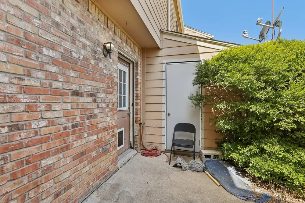 2400 Jupiter Road #6 Plano, TX 75074