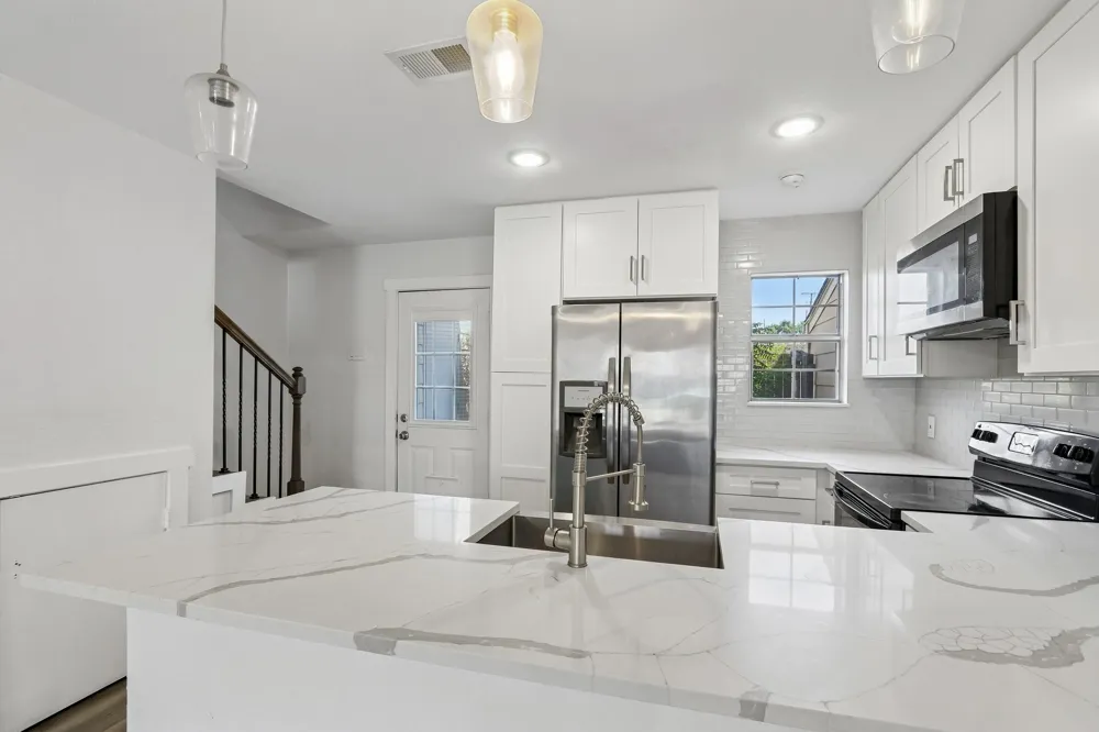 2400 Jupiter Road #6 Plano, TX 75074
