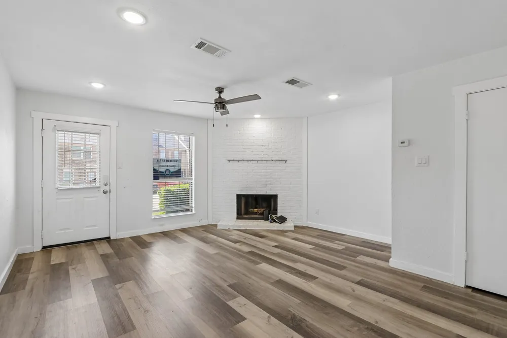 2400 Jupiter Road #6 Plano, TX 75074