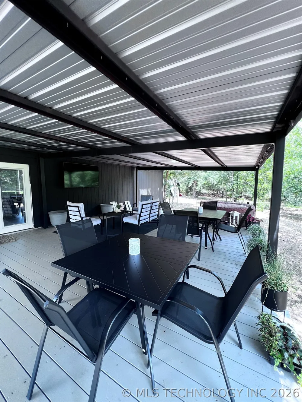 8000 S Rock Creek Loop Tishomingo, OK 73460