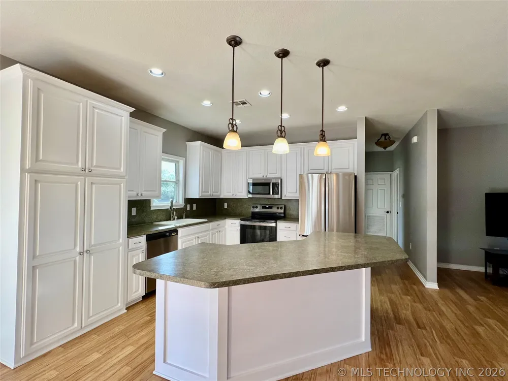 5856 S Highway 377 Kingston, OK 73439