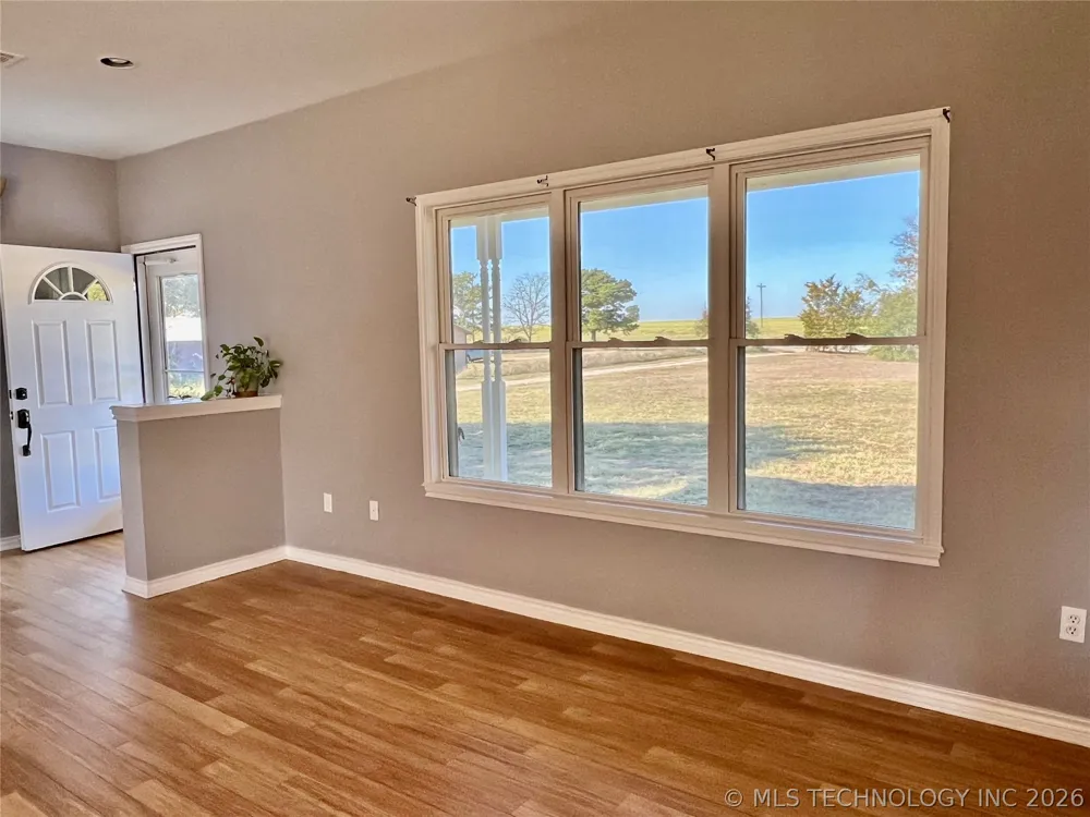 5856 S Highway 377 Kingston, OK 73439