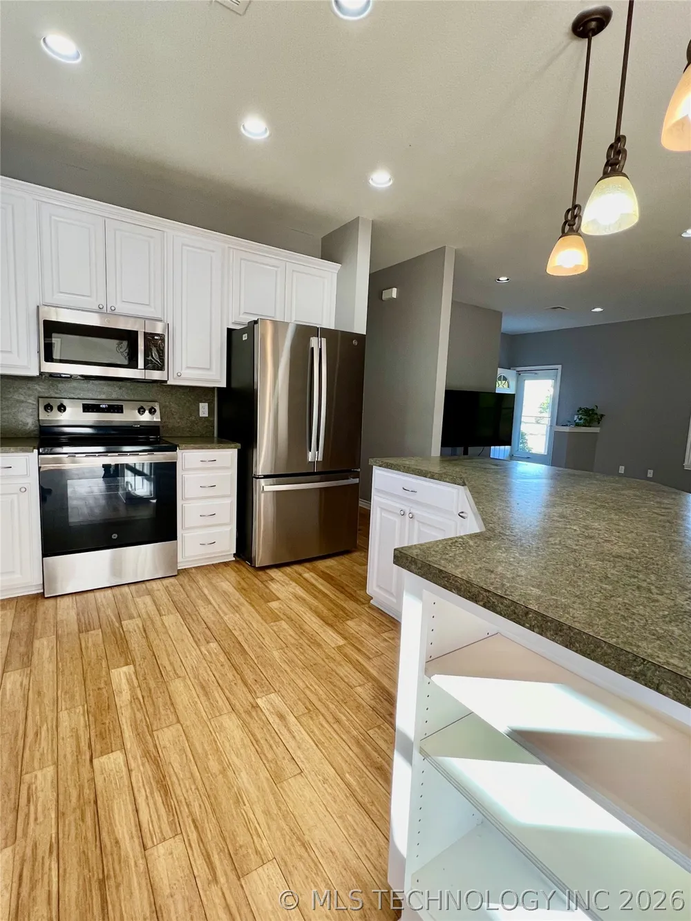 5856 S Highway 377 Kingston, OK 73439