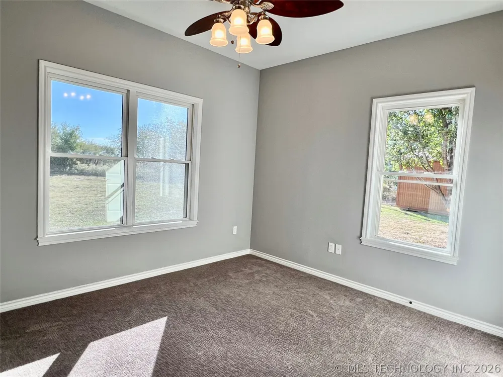 5856 S Highway 377 Kingston, OK 73439