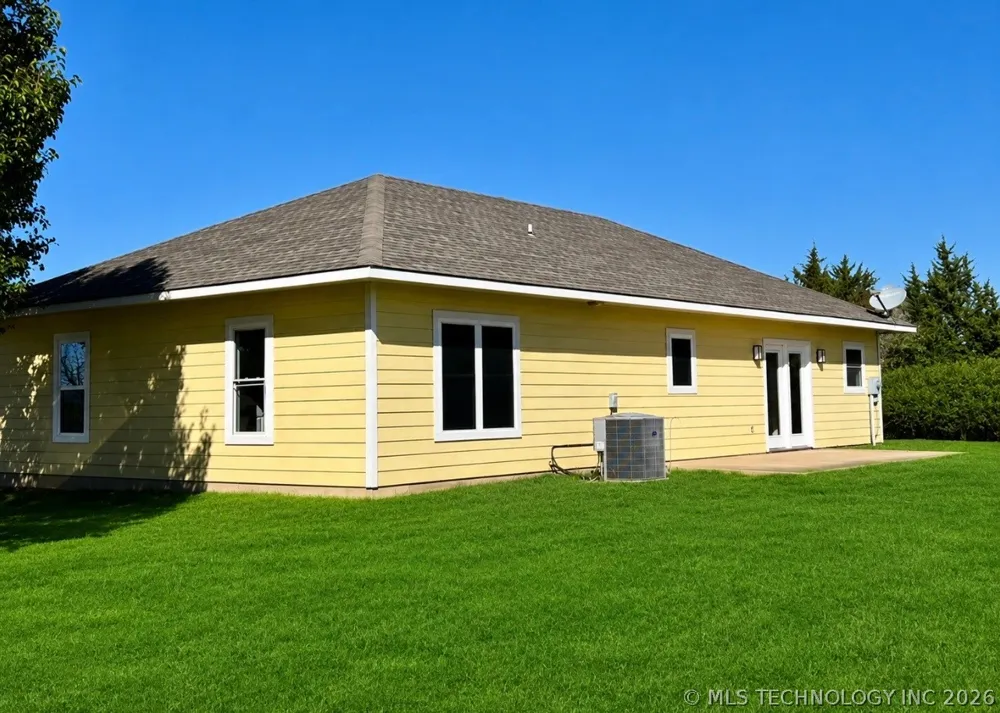 5856 S Highway 377 Kingston, OK 73439