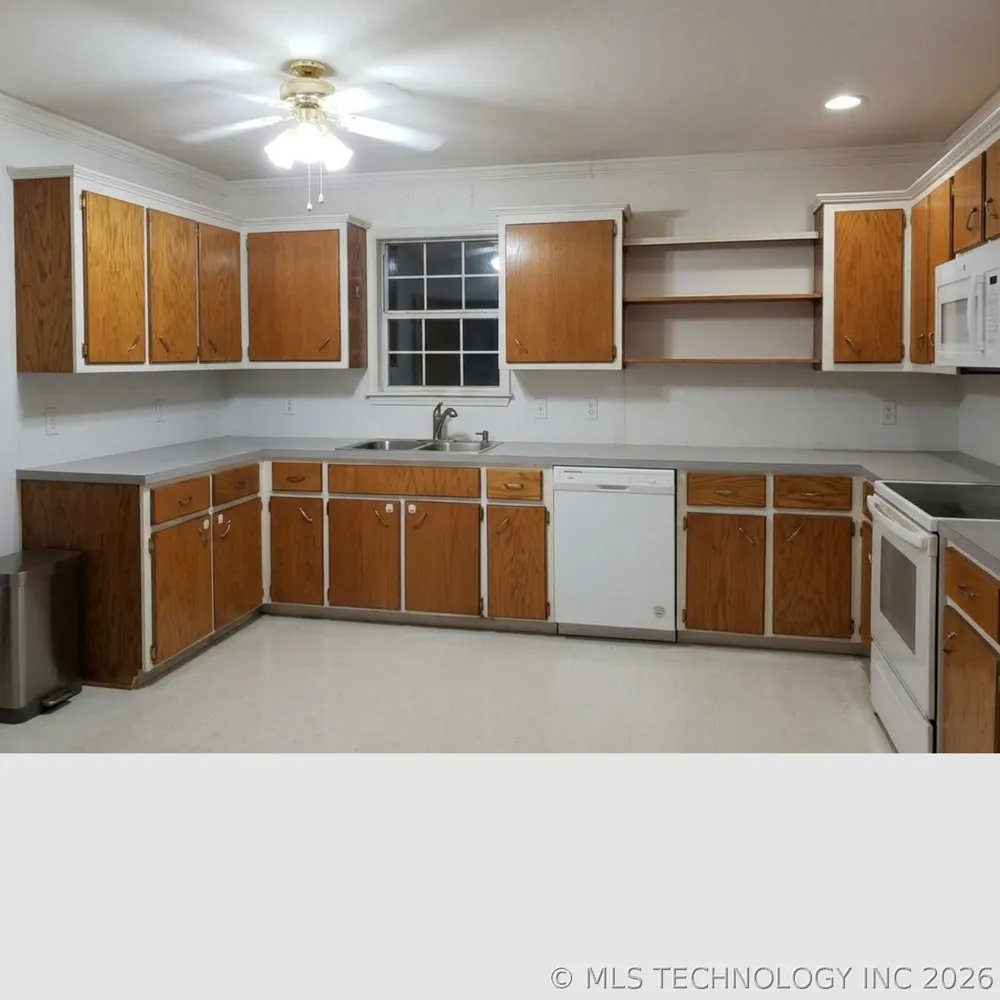 314 W Sandy Creek Road Atoka, OK 74525
