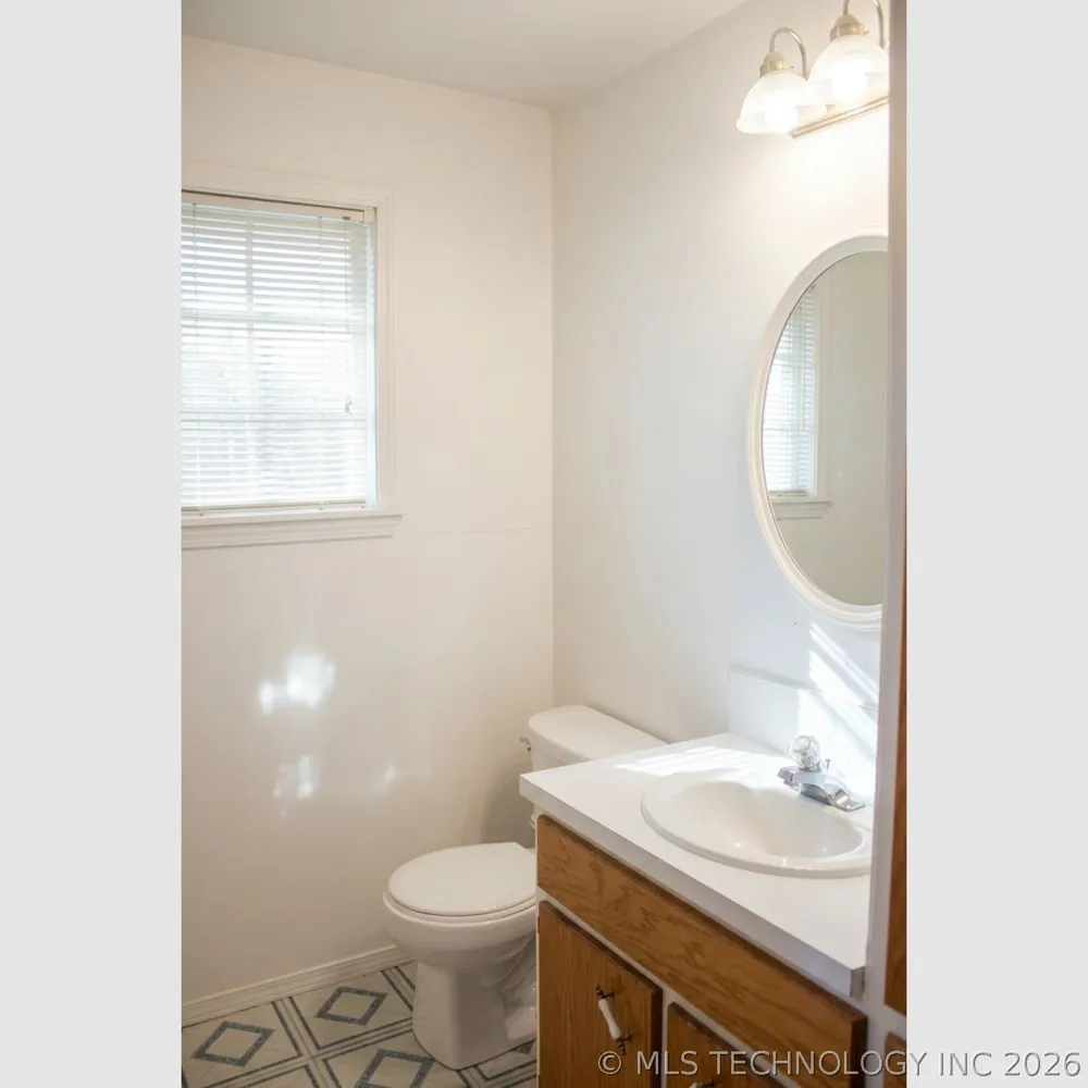 314 W Sandy Creek Road Atoka, OK 74525
