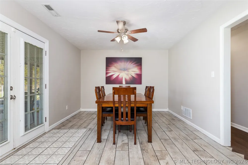24801 S 622 ROAD Grove, OK 74344