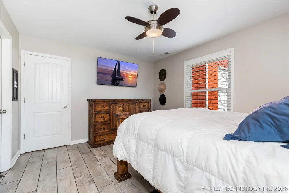 24801 S 622 ROAD Grove, OK 74344