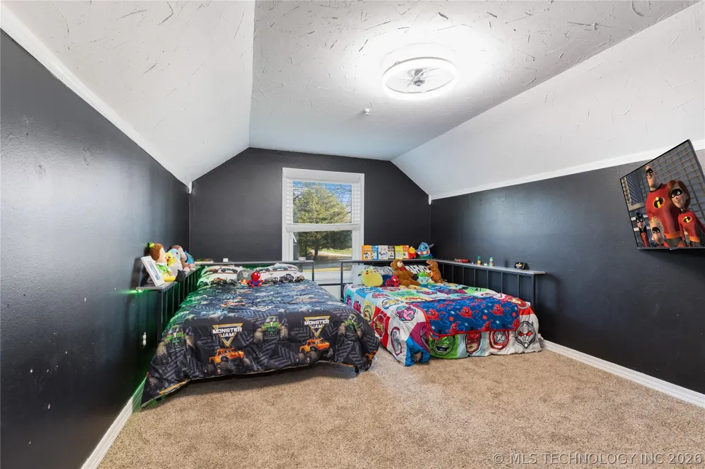 24801 S 622 ROAD Grove, OK 74344