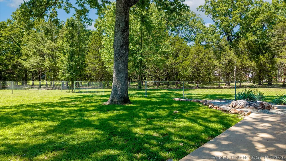 24801 S 622 ROAD Grove, OK 74344