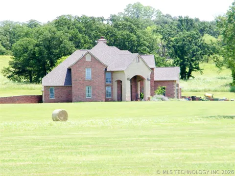 1200 Hickory