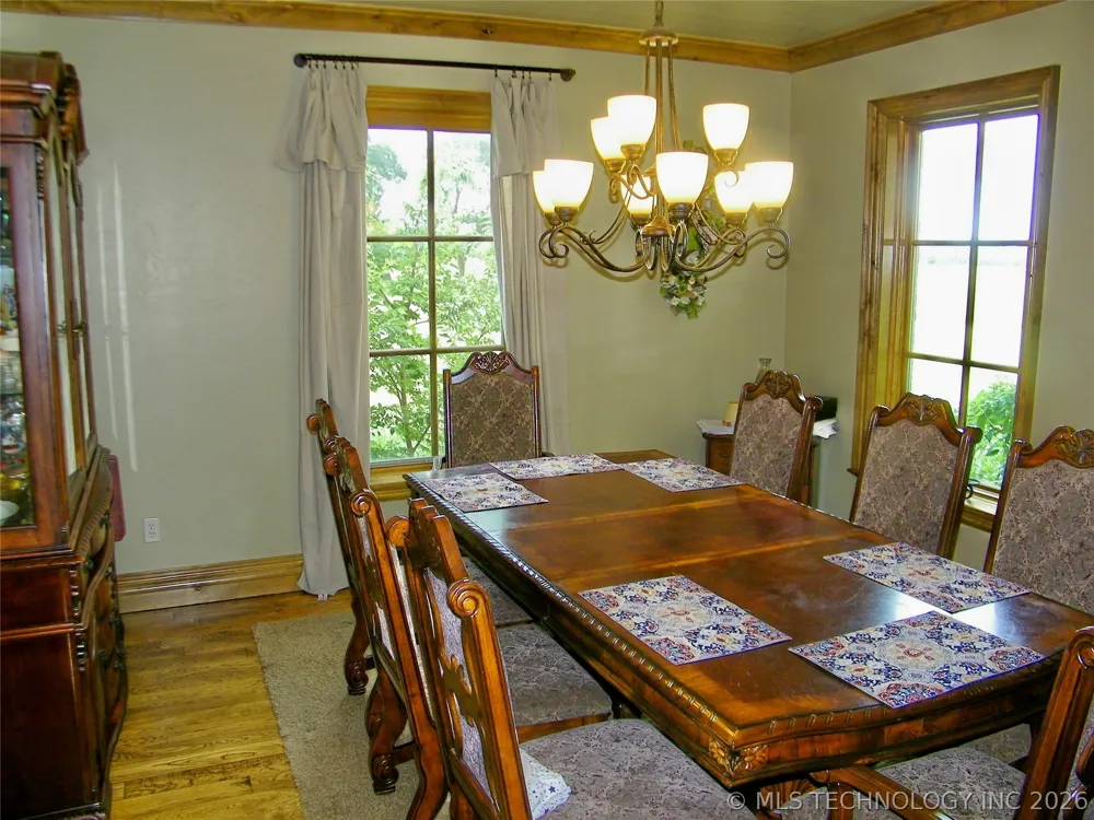 1200 Hickory Wellston, OK 74881