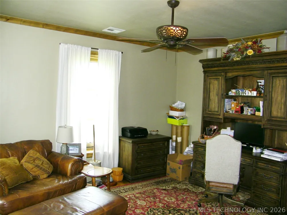 1200 Hickory Wellston, OK 74881