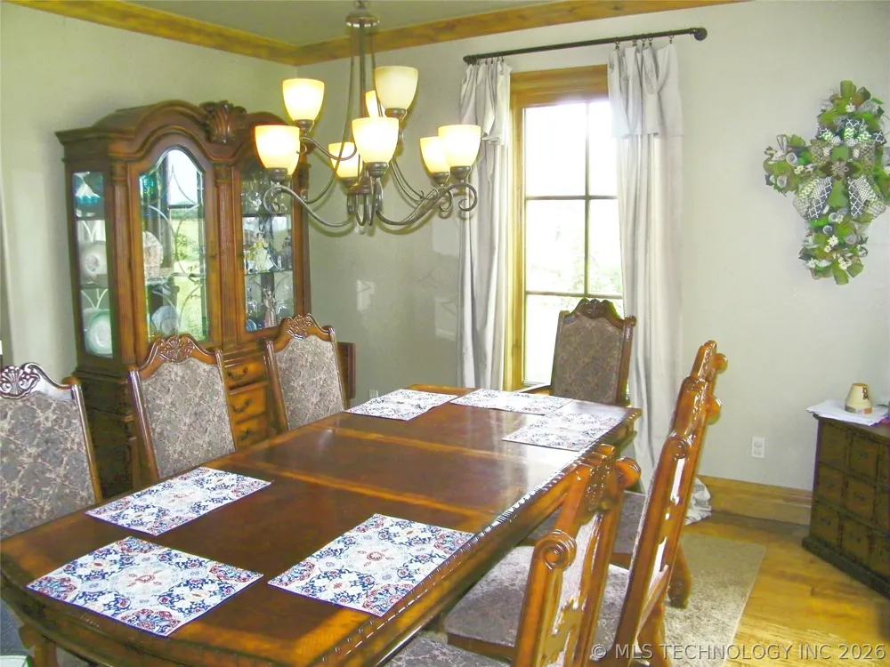 1200 Hickory Wellston, OK 74881