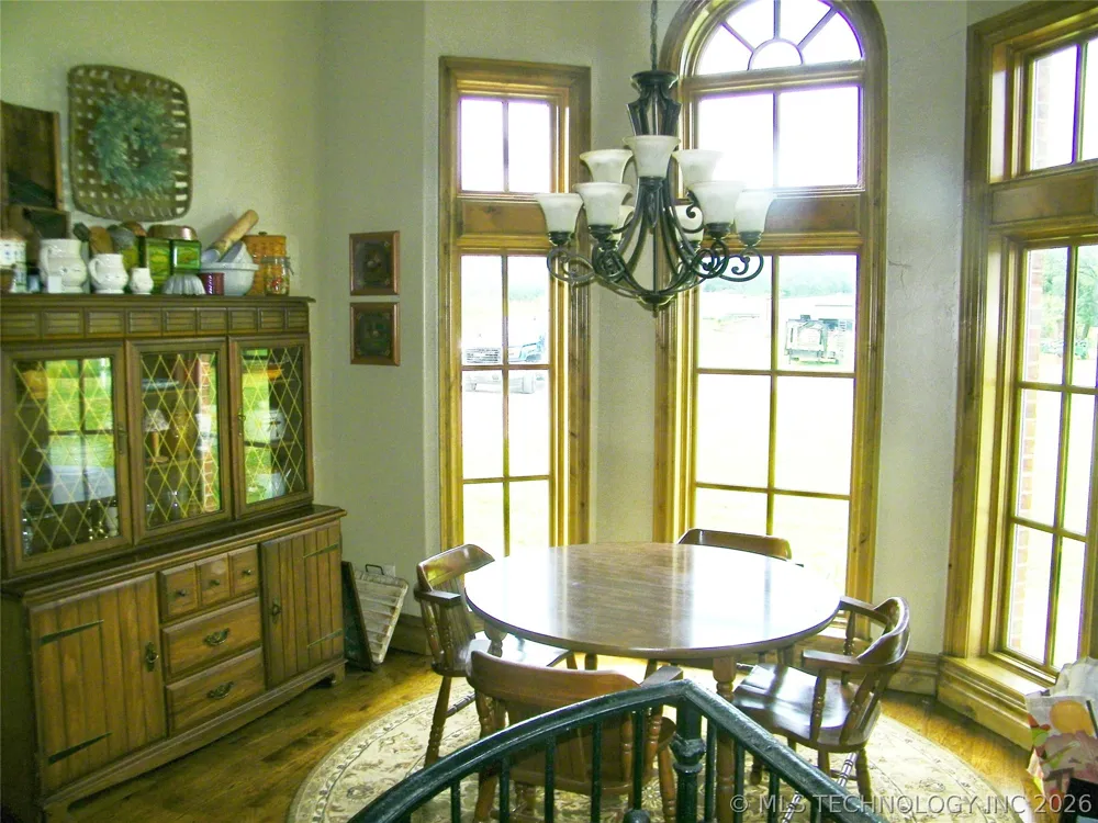 1200 Hickory Wellston, OK 74881