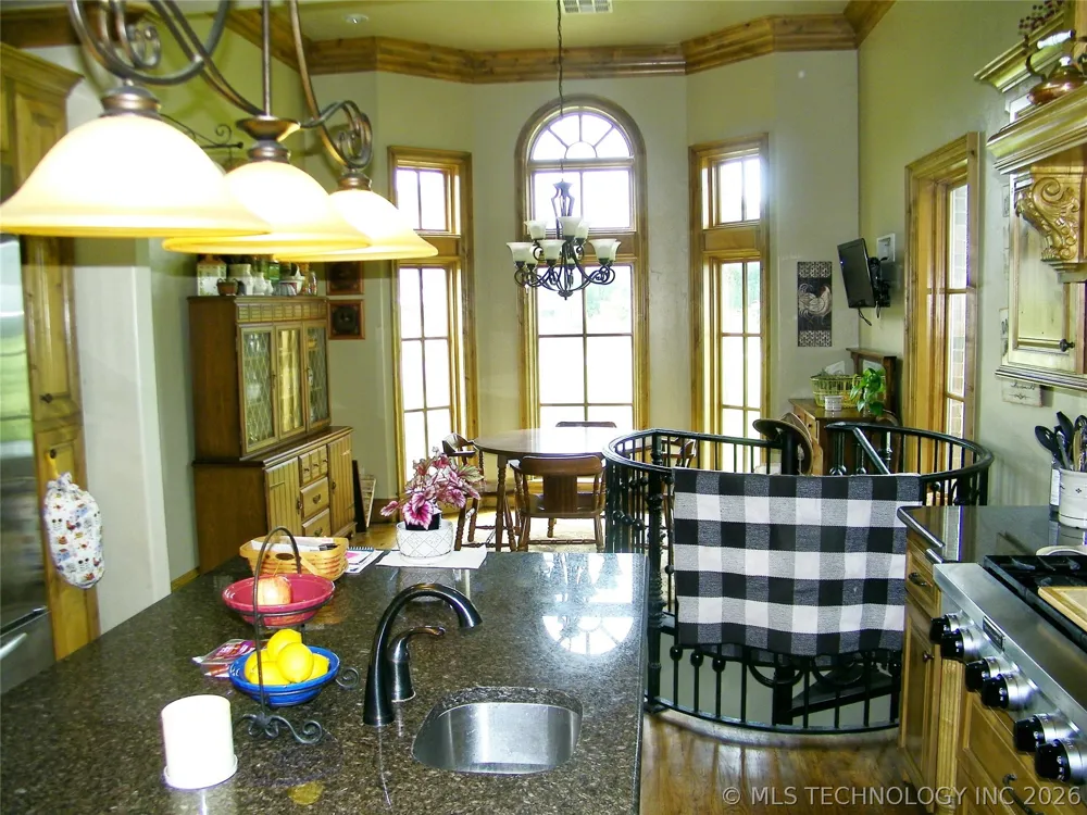 1200 Hickory Wellston, OK 74881