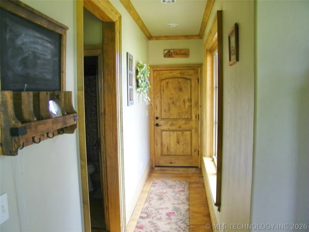 1200 Hickory Wellston, OK 74881