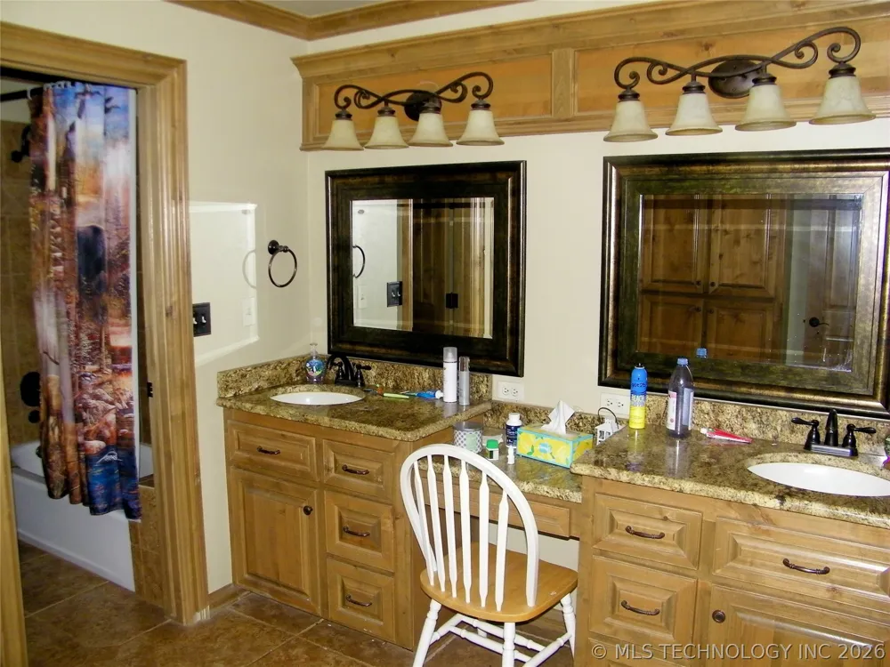 1200 Hickory Wellston, OK 74881