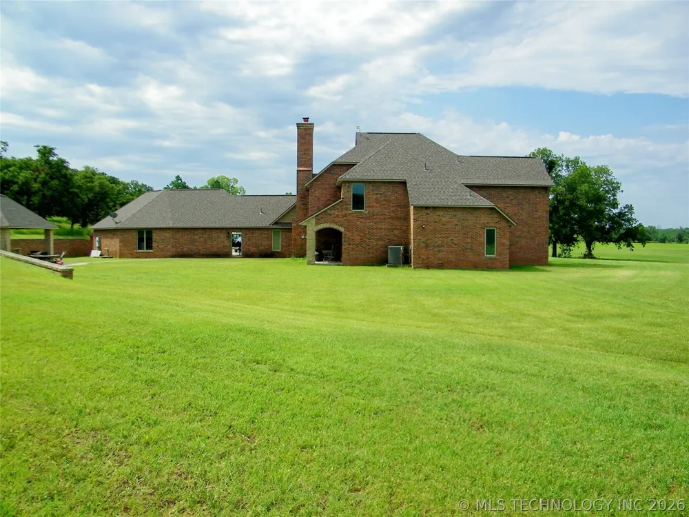 1200 Hickory Wellston, OK 74881