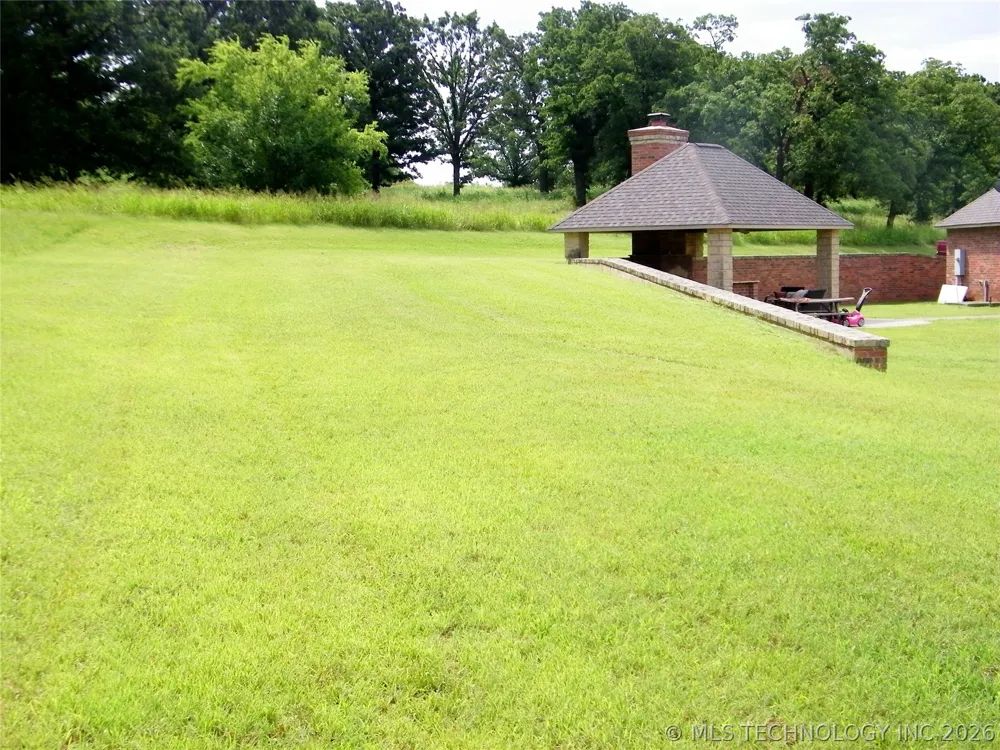 1200 Hickory Wellston, OK 74881