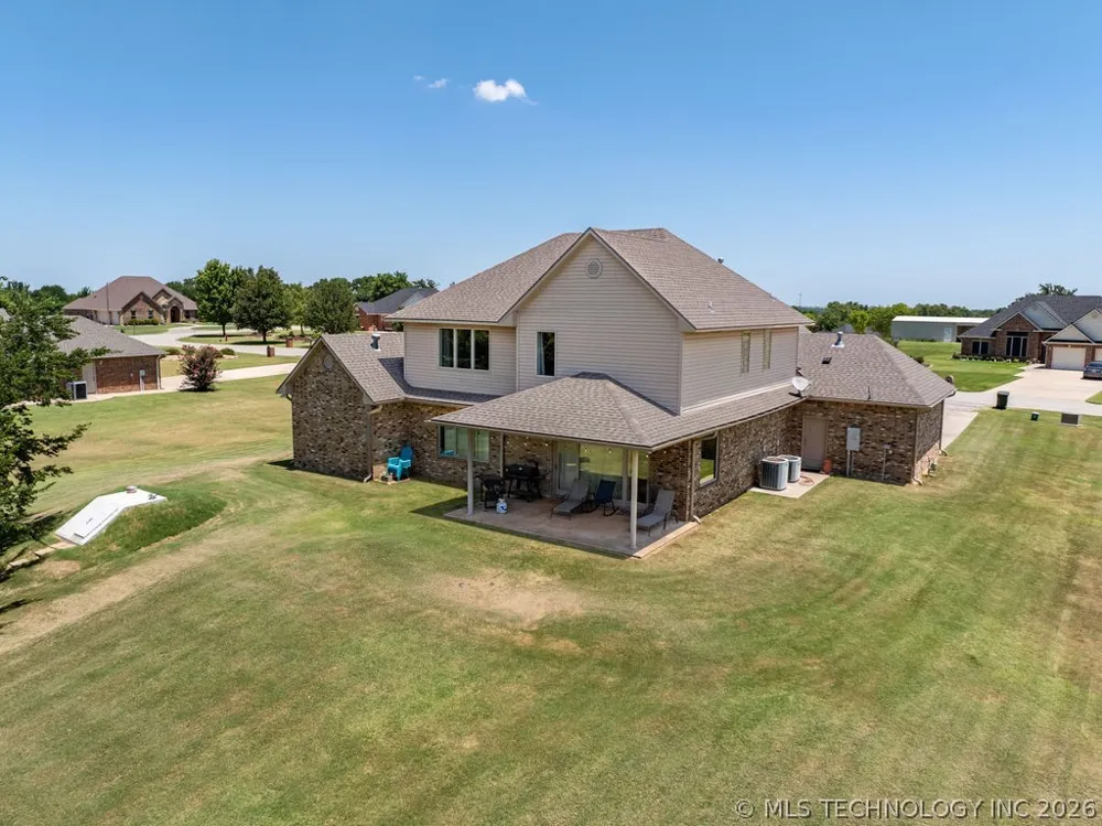 108 Whitney Way Madill, OK 73446