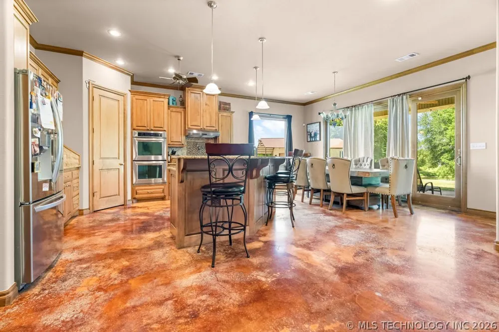 108 Whitney Way Madill, OK 73446