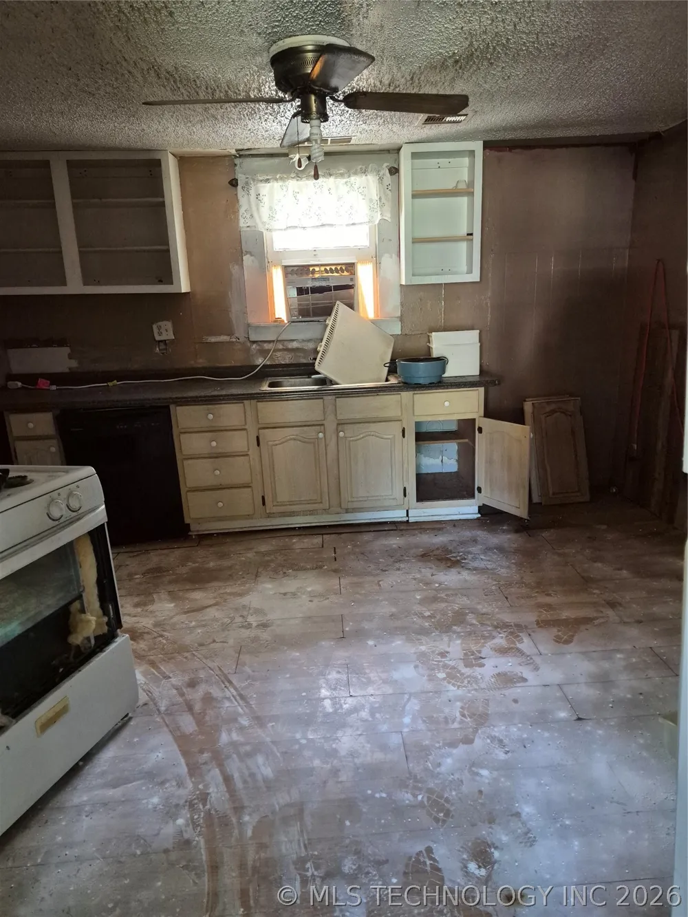 503 Broadway Checotah, OK 74426