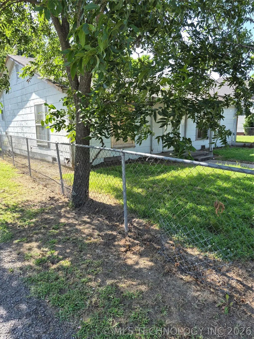 503 Broadway Checotah, OK 74426