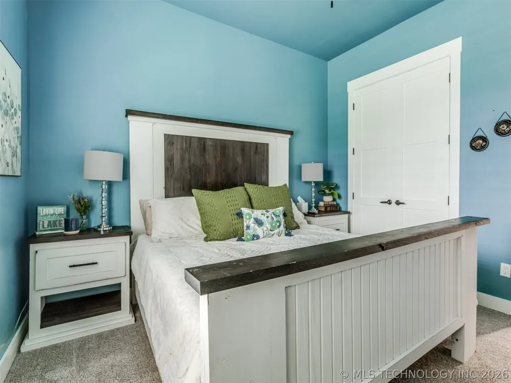 135 Dixie Cove Eufaula, OK 74432