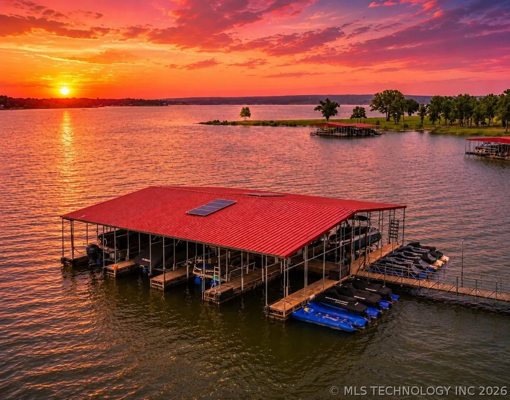 135 Dixie Cove Eufaula, OK 74432
