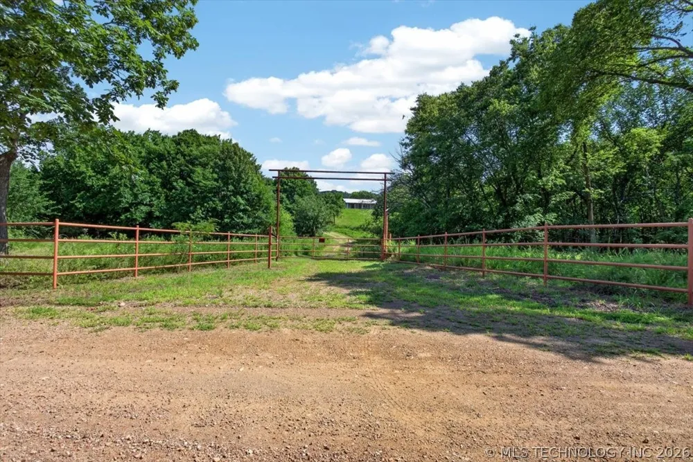 440213 E 1627 Tuskahoma, OK 74574