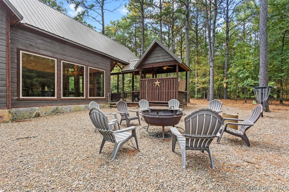 135 Stone Pine Broken Bow, OK 74728