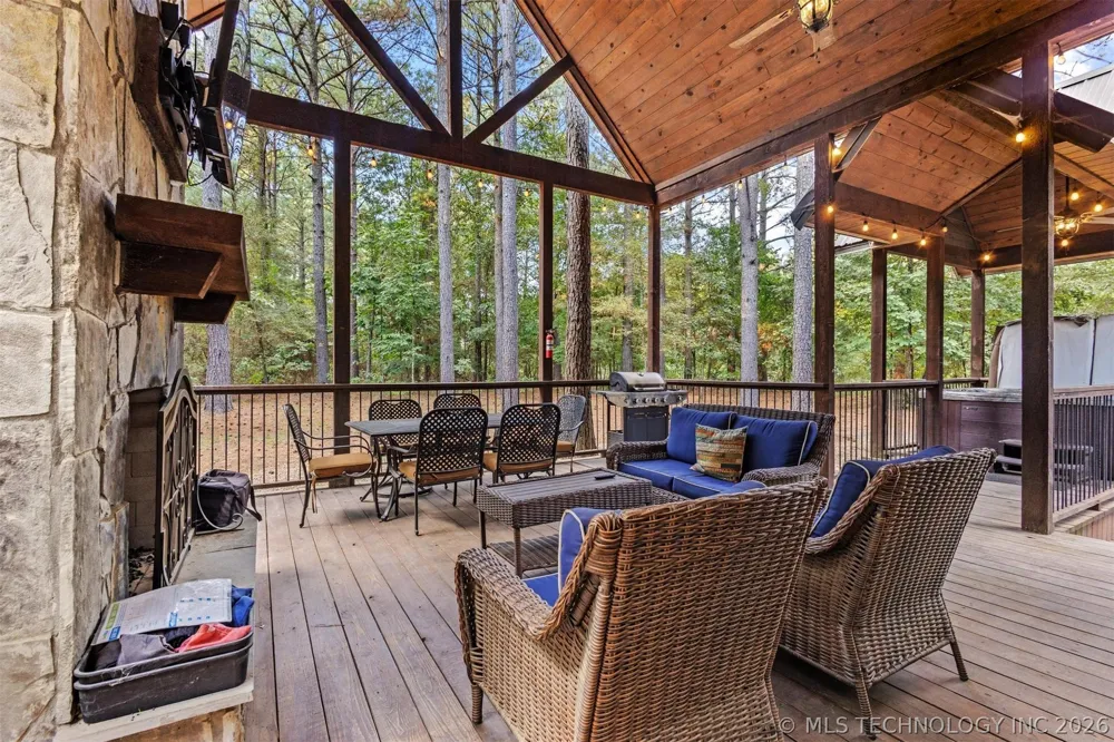 135 Stone Pine Broken Bow, OK 74728