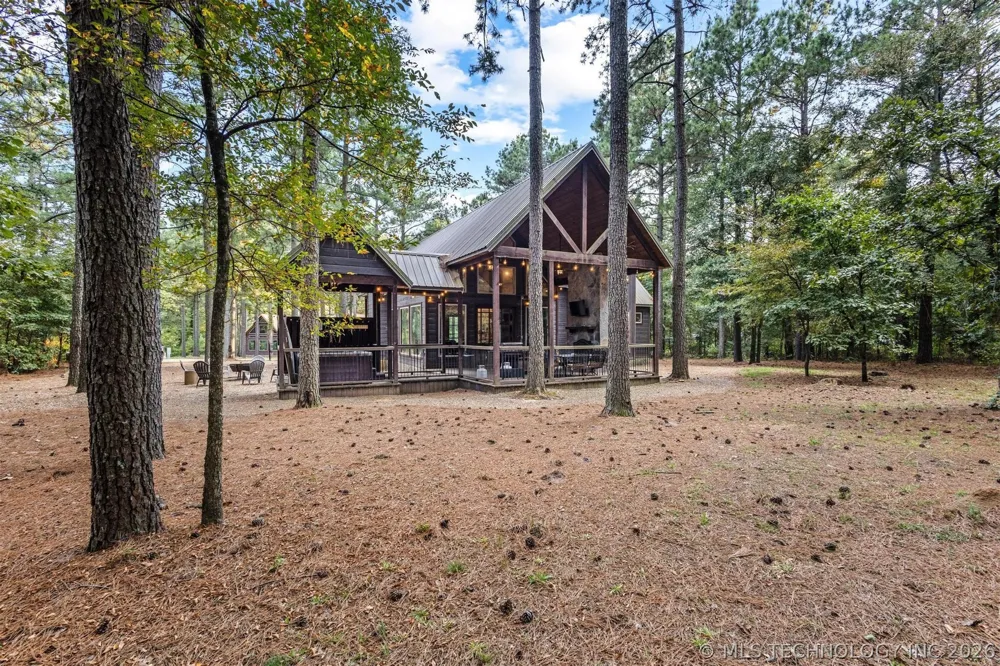 135 Stone Pine Broken Bow, OK 74728