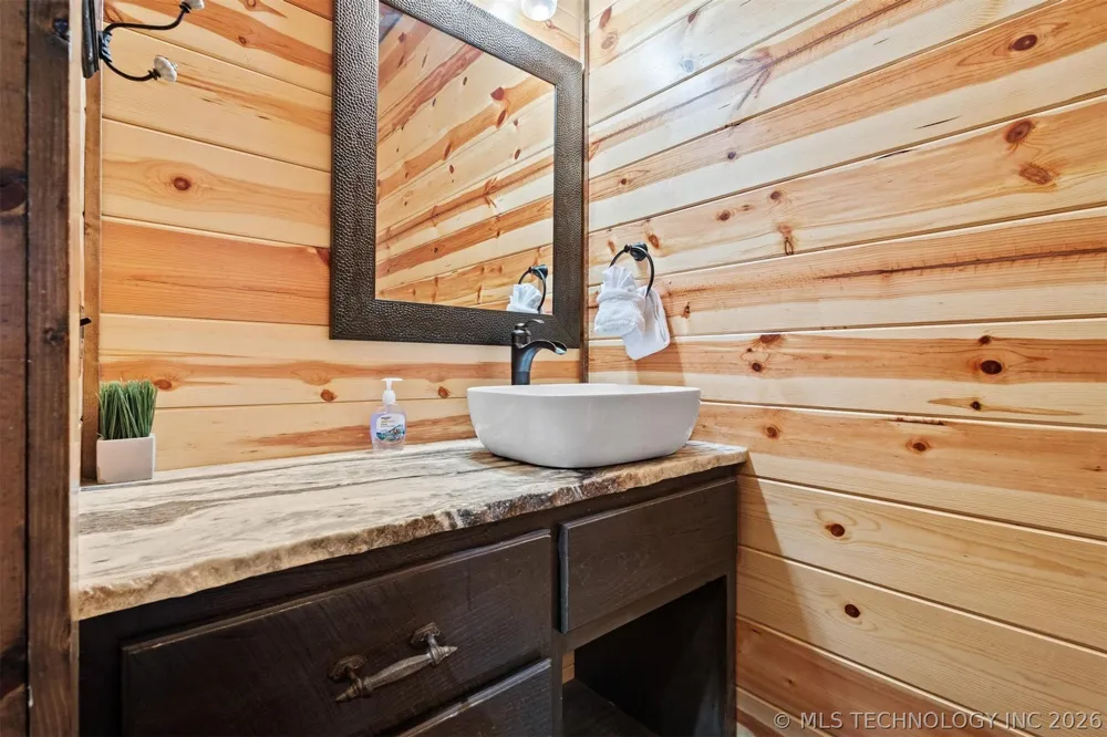 135 Stone Pine Broken Bow, OK 74728