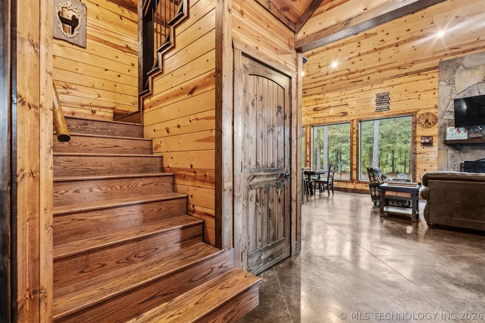 135 Stone Pine Broken Bow, OK 74728