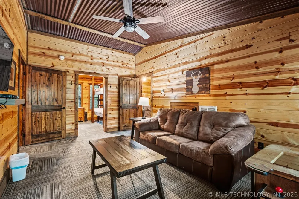135 Stone Pine Broken Bow, OK 74728