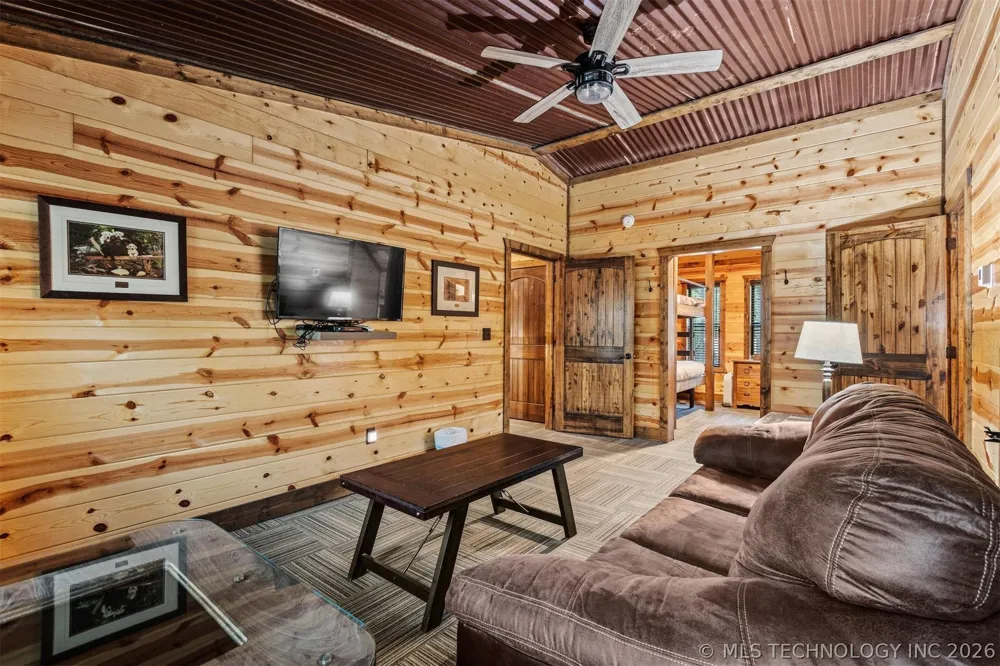 135 Stone Pine Broken Bow, OK 74728