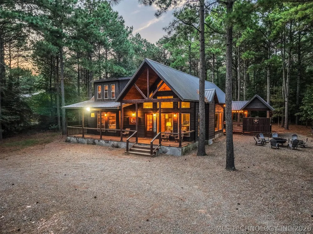 135 Stone Pine Broken Bow, OK 74728