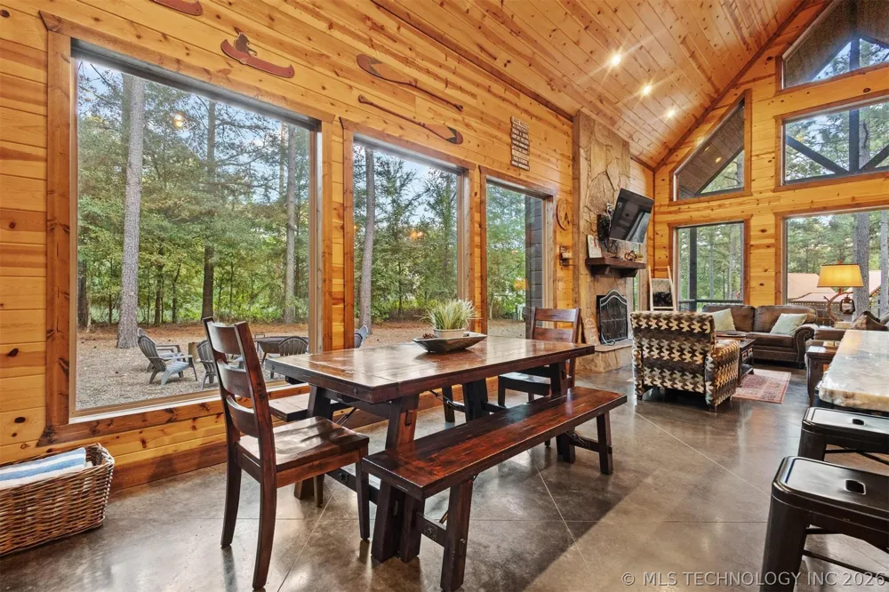 135 Stone Pine Broken Bow, OK 74728