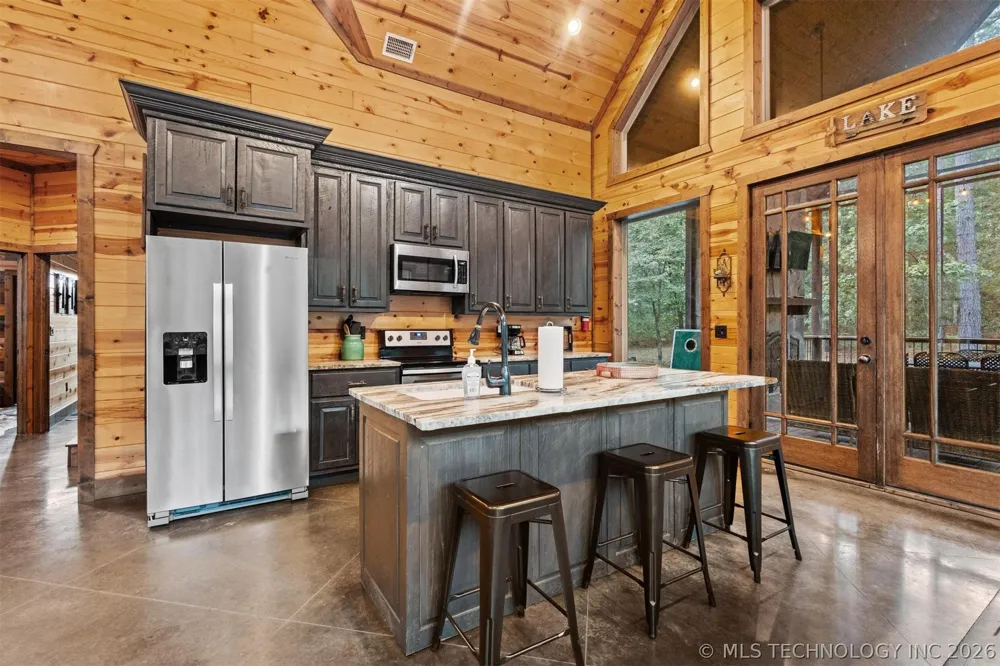 135 Stone Pine Broken Bow, OK 74728