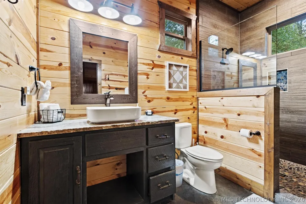 135 Stone Pine Broken Bow, OK 74728